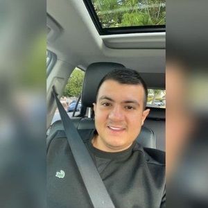 Meet your Posher, Camilo